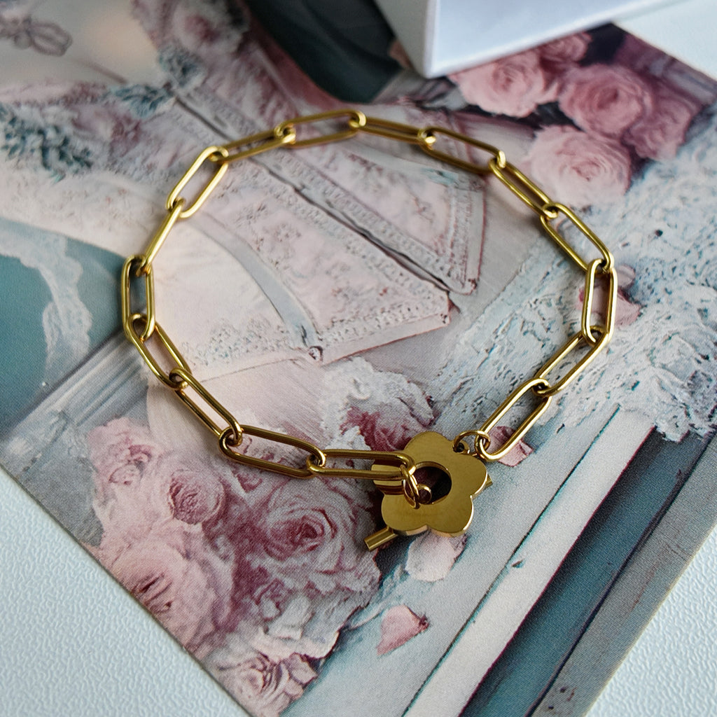 Daisy Paperclip Bracelet