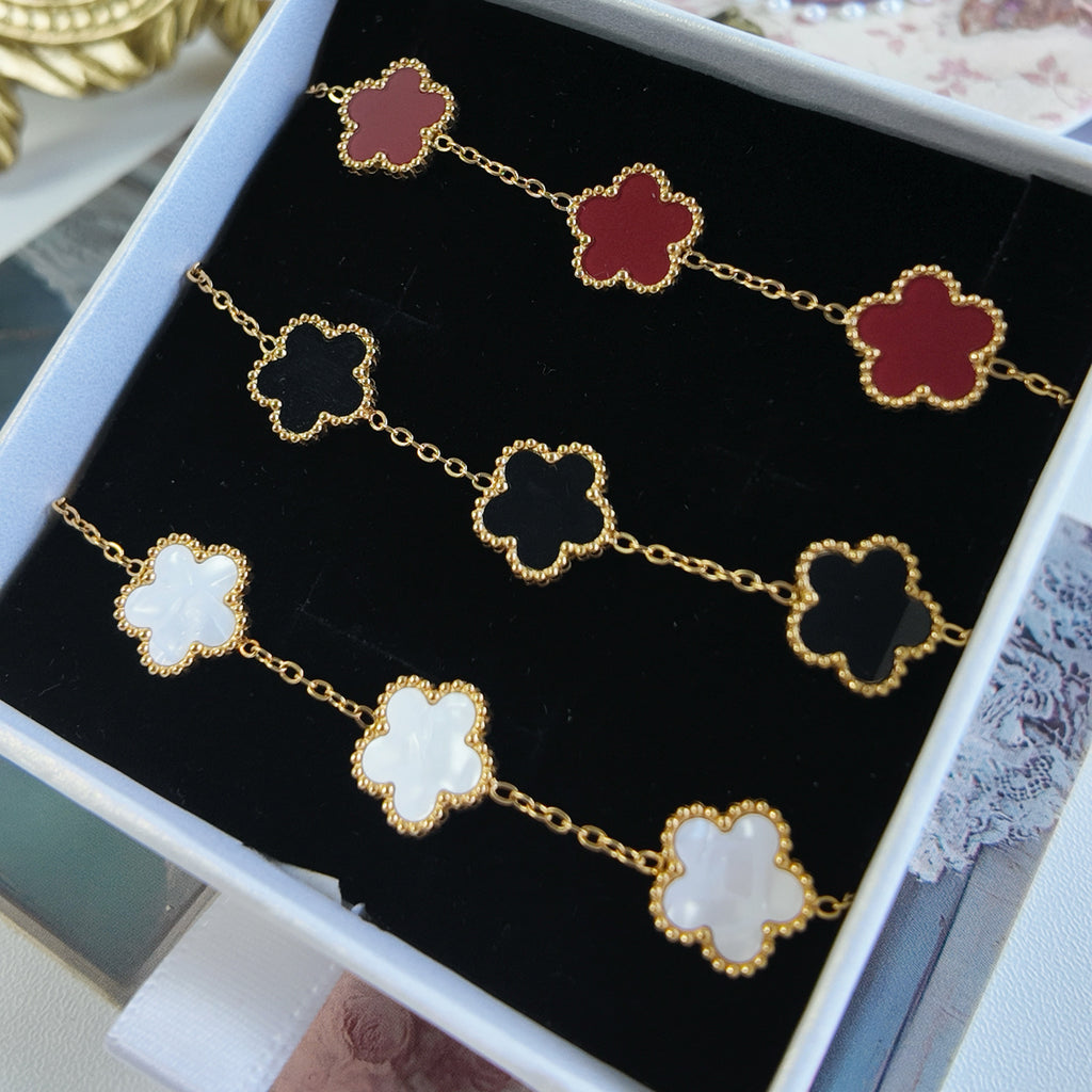 Bloom Clover Bracelet